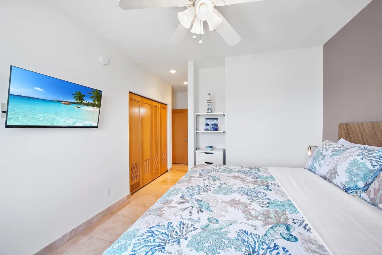 Oceanside Escape Ocean View Pool 3 Bedrooms 13