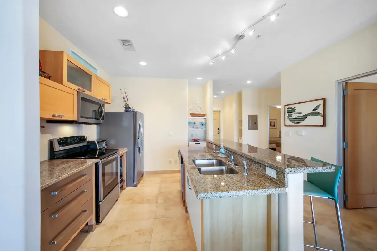 Oceanside Escape Ocean View Pool 3 Bedrooms 8