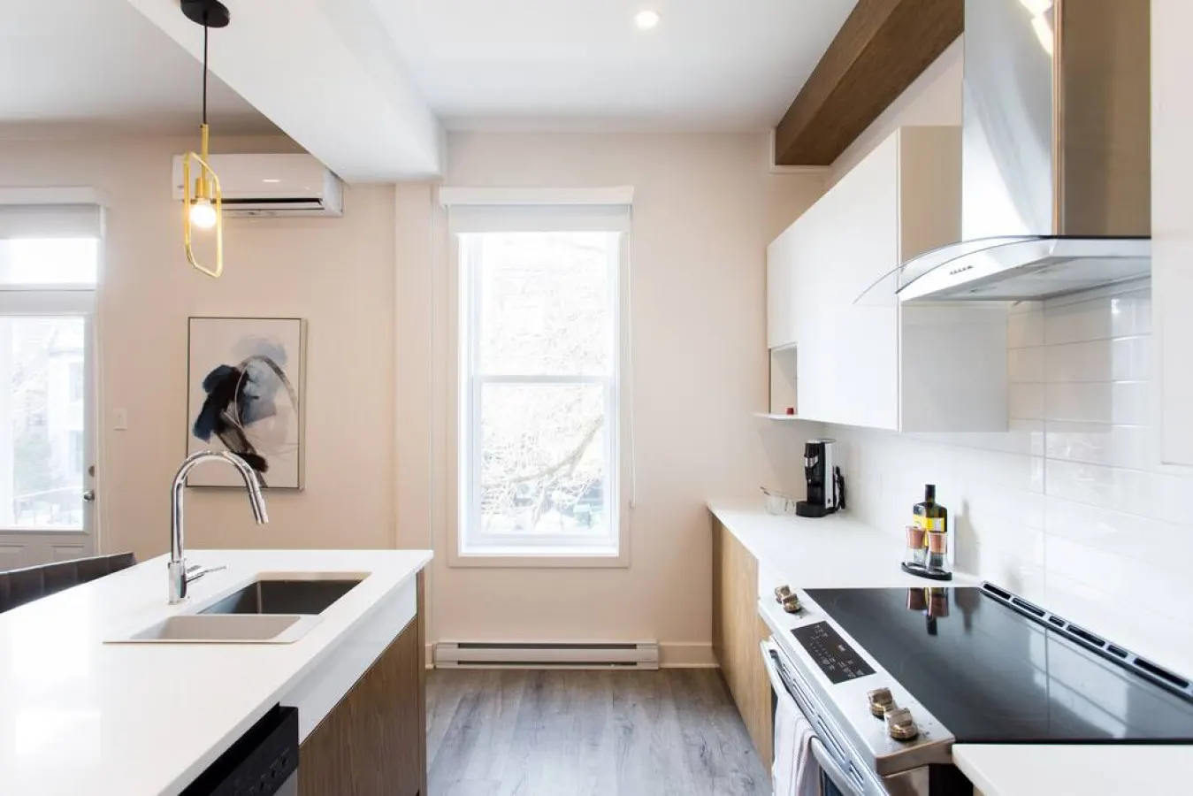 Mile End - Stunning 1 Bedroom in Mile End - Unit 301 9
