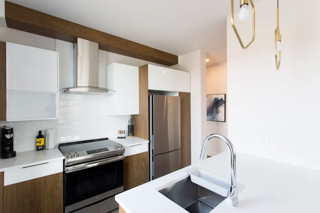 Mile End - Stunning 1 Bedroom in Mile End - Unit 301 11