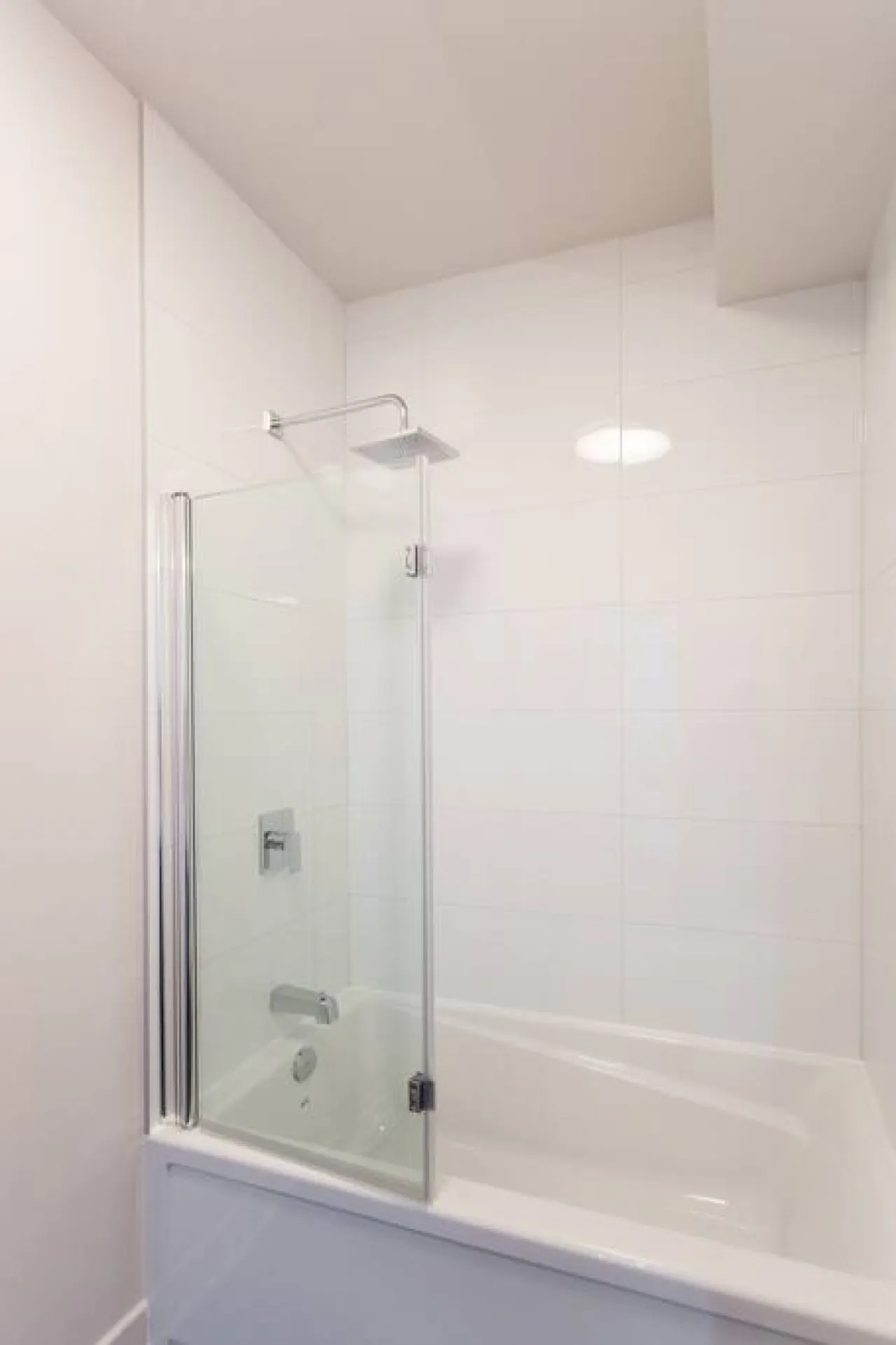 Mile End - Stunning 1 Bedroom in Mile End - Unit 301 17