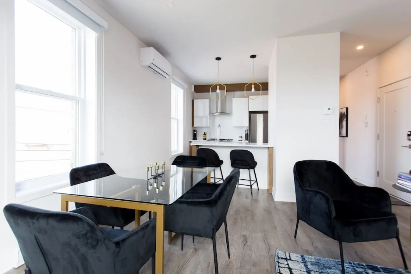 Mile End - Stunning 1 Bedroom in Mile End - Unit 301 5
