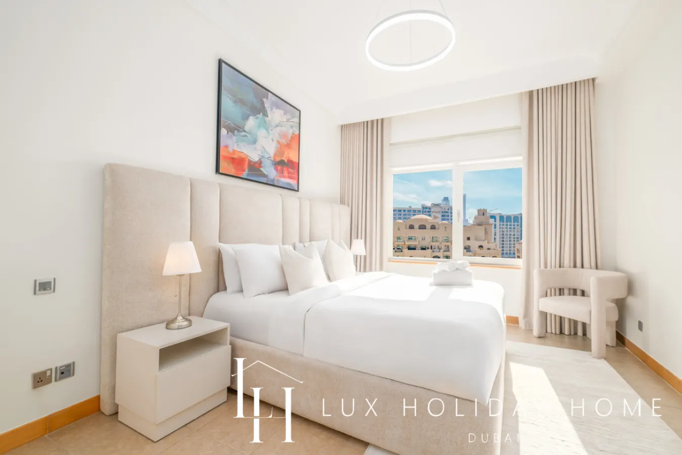 LUX The Palm Island Shoreline Suite 2