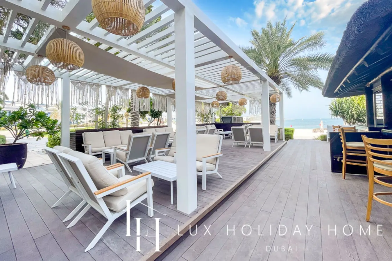 LUX The Palm Island Shoreline Suite 17