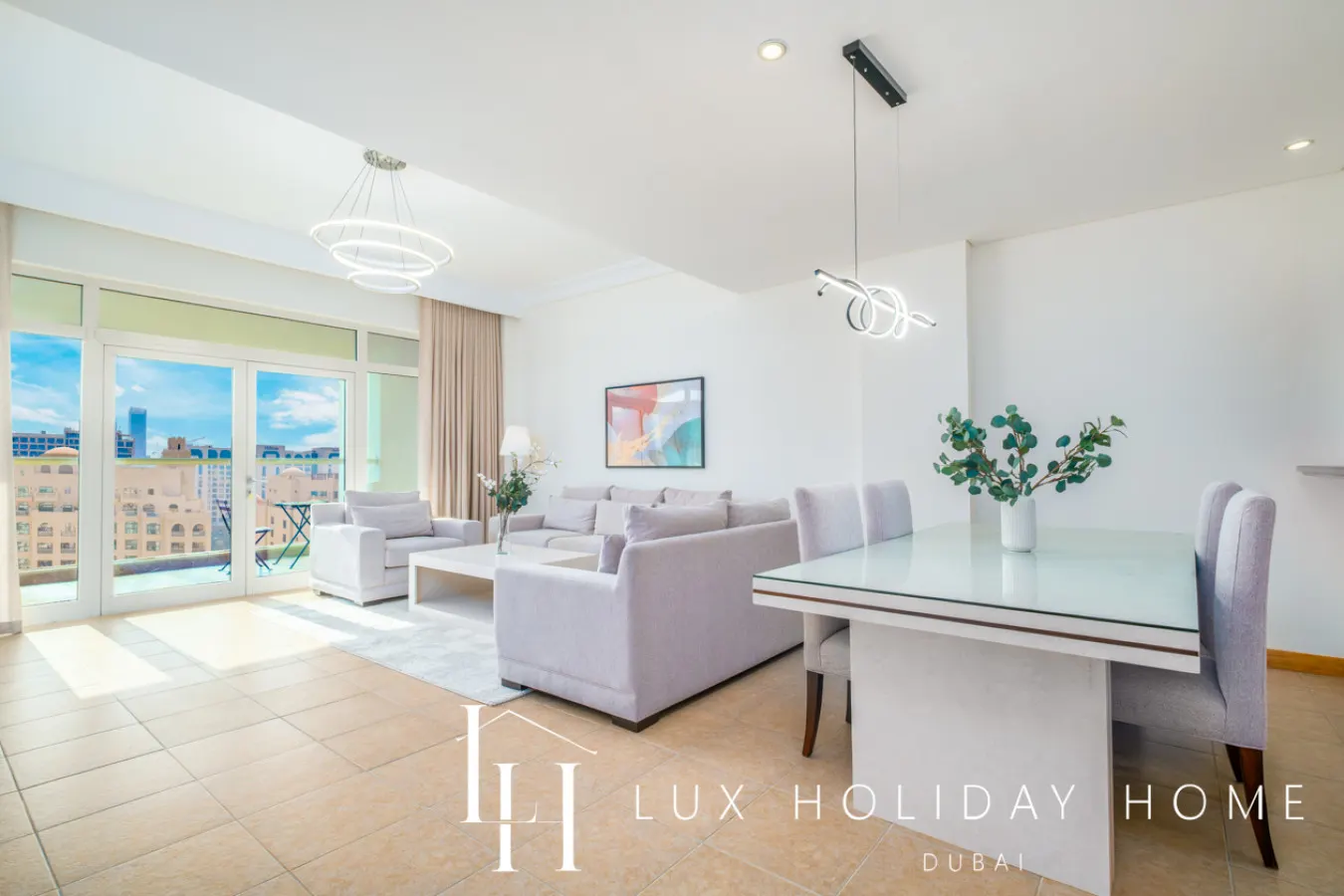 LUX The Palm Island Shoreline Suite 18