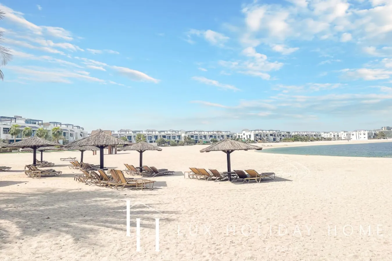 LUX The Palm Island Shoreline Suite 3