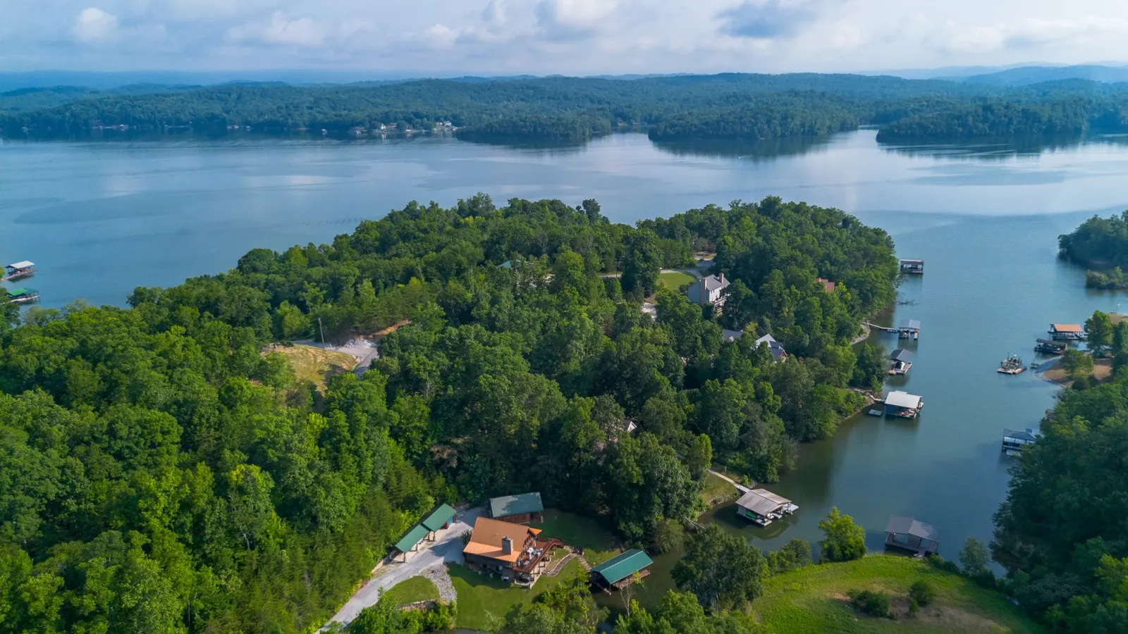 Lakefront Haven 10