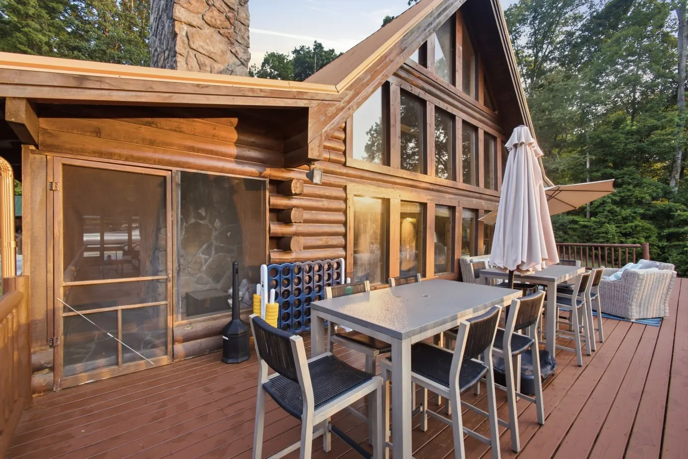 Lakefront Haven 16