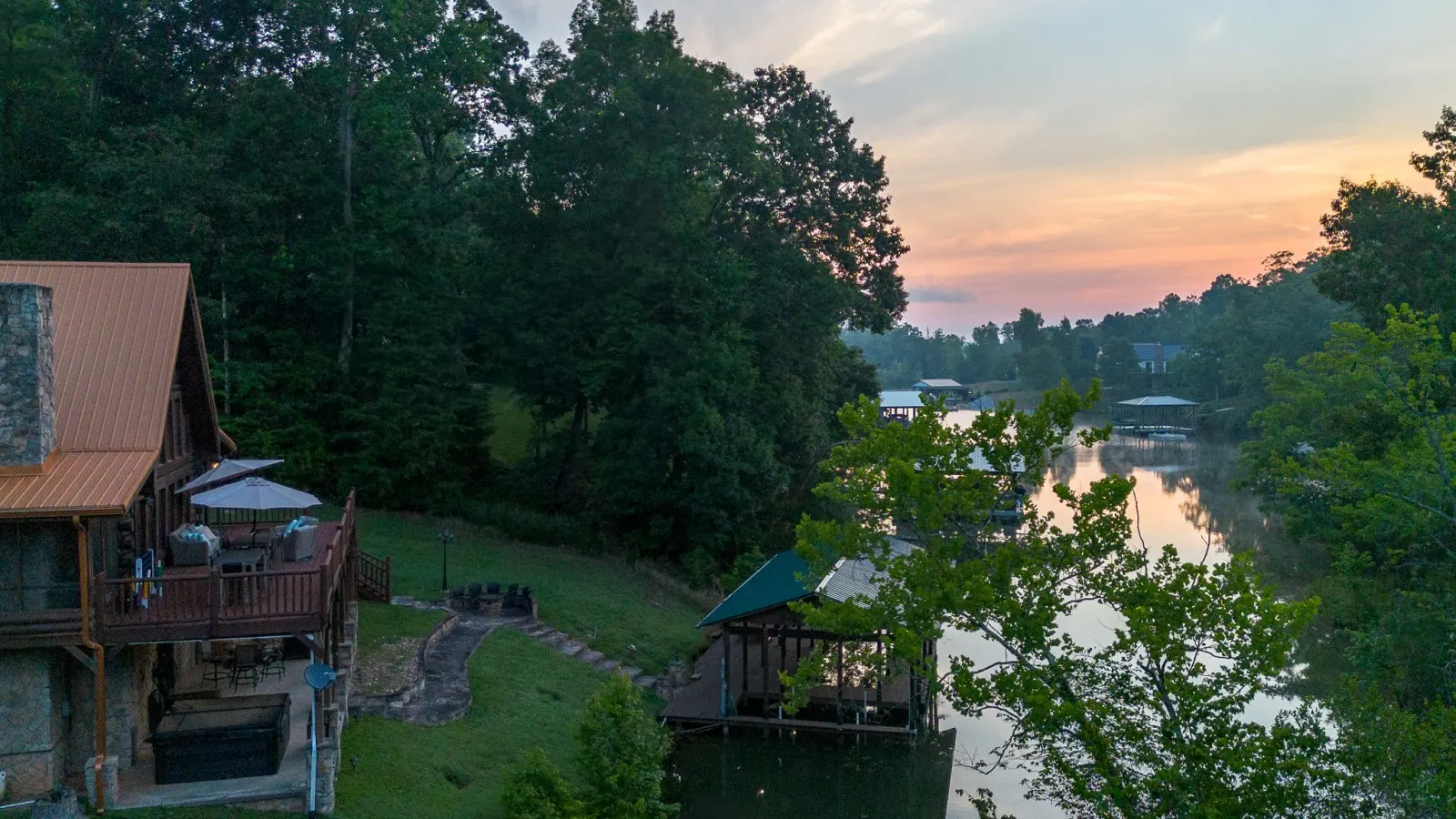 Lakefront Haven 7