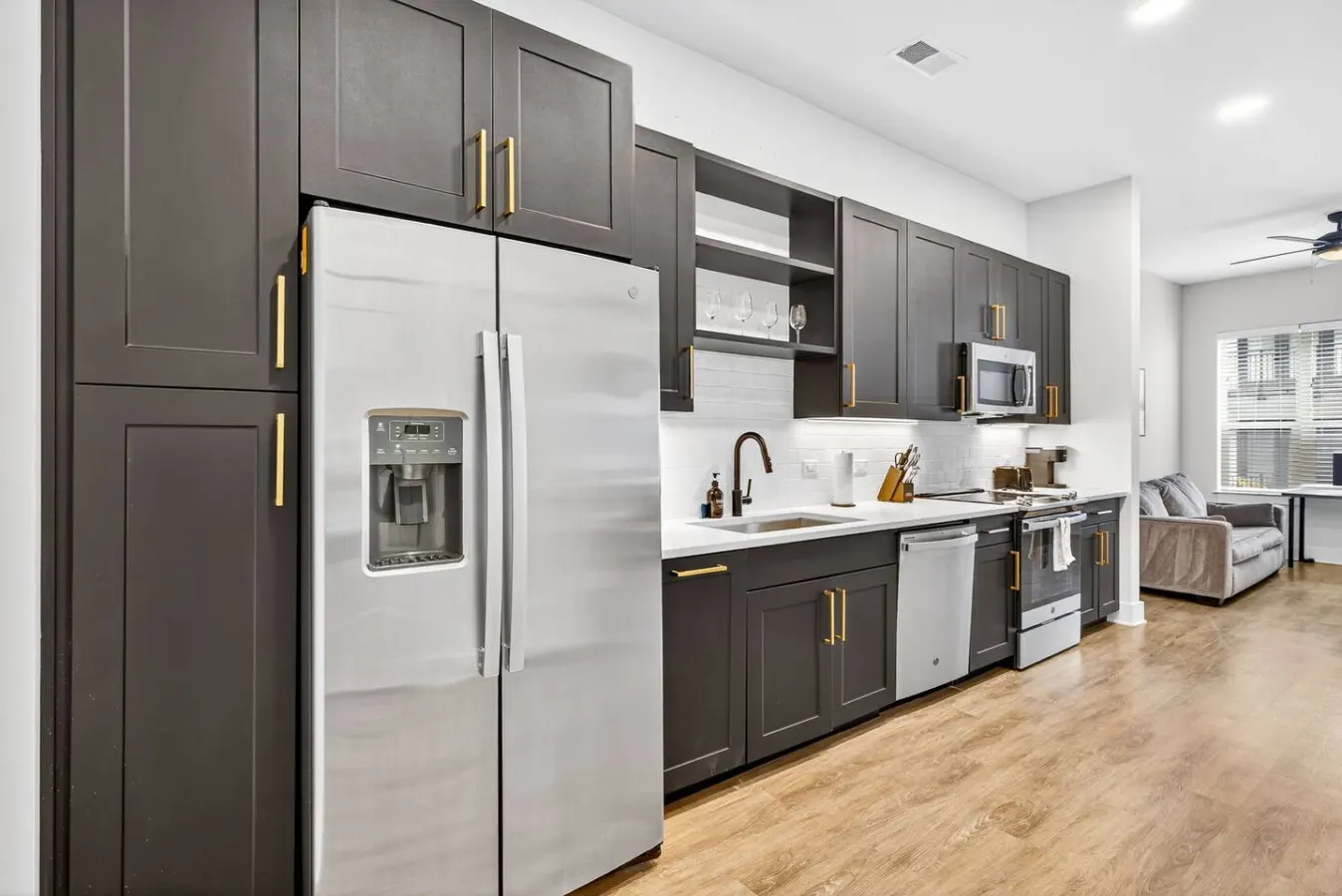 Stylish 1BR in Heart of Midtown Tampa 11