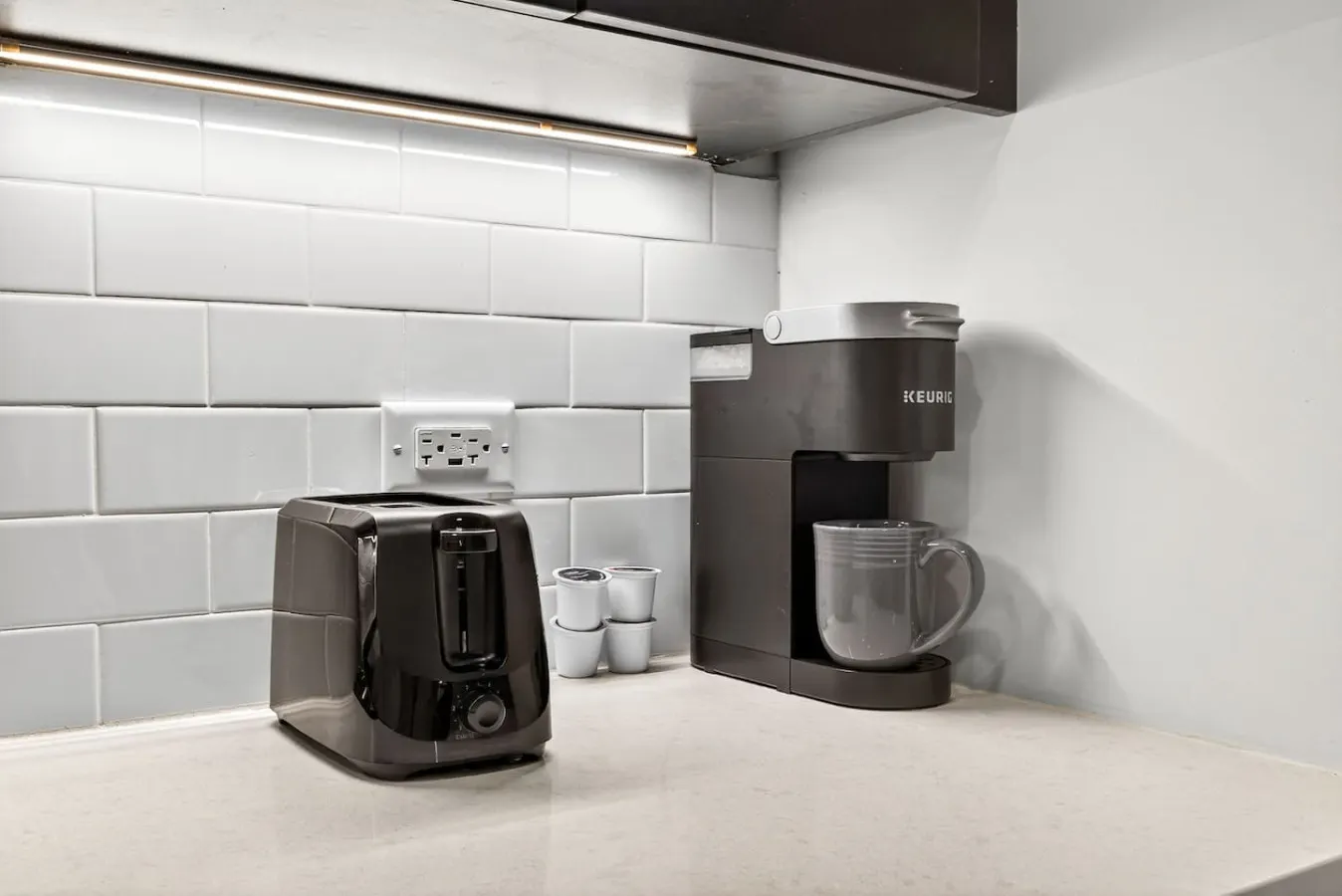 Stylish 1BR in Heart of Midtown Tampa 12