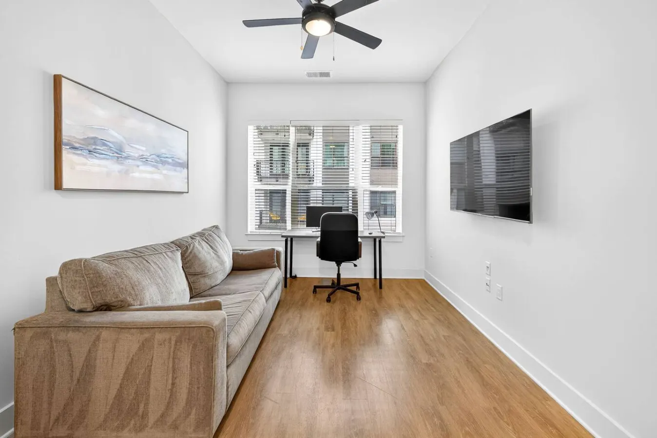 Stylish 1BR in Heart of Midtown Tampa 4