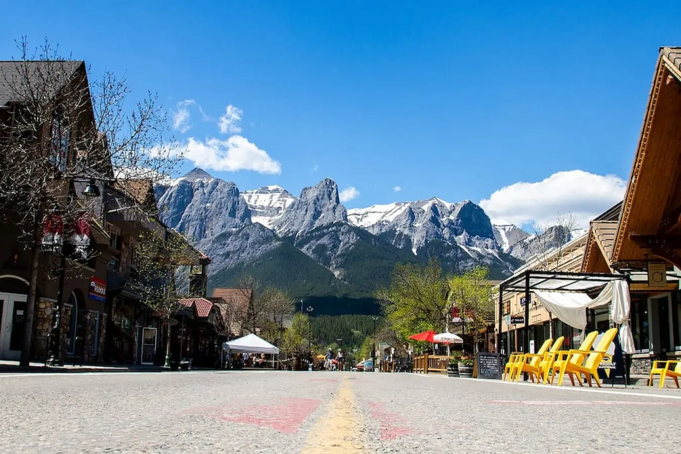 Panoramic Mountain Views, BBQ and Outdoor Patio 14
