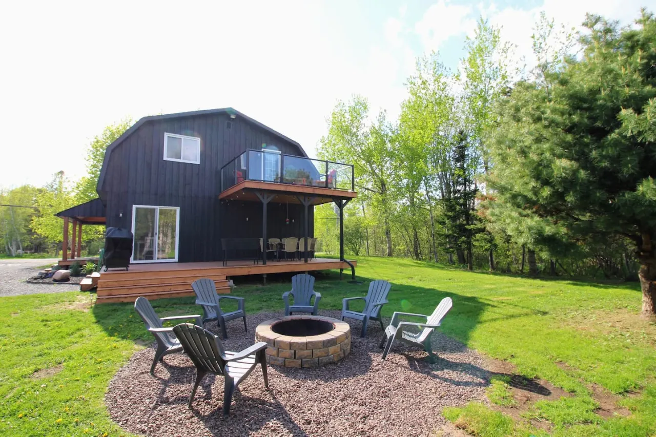 Black Barn Family Beach House — photo 2