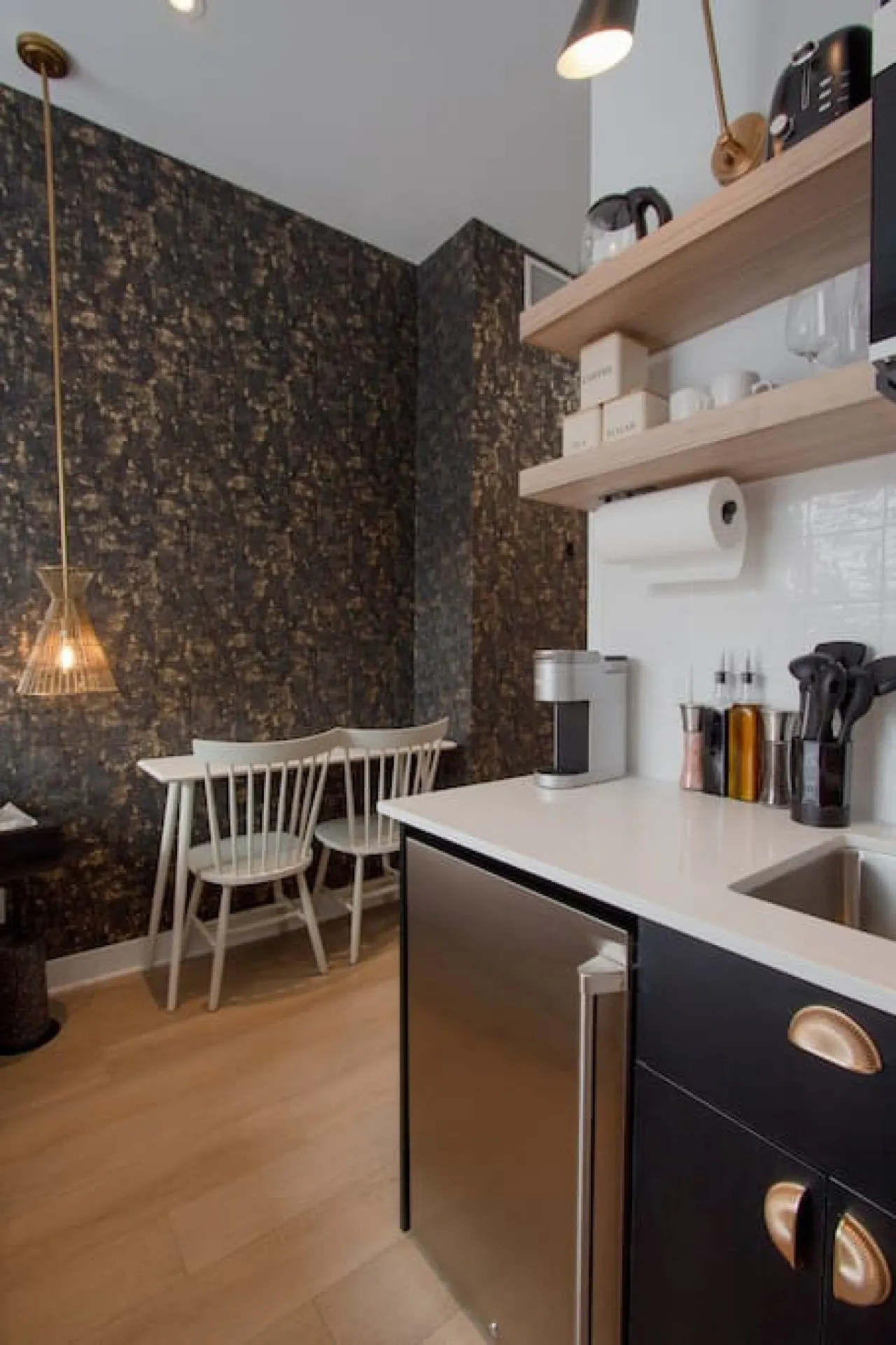 Studio2/Plateau/St-Denis/Terraces/SelfCheck-In/AC 13