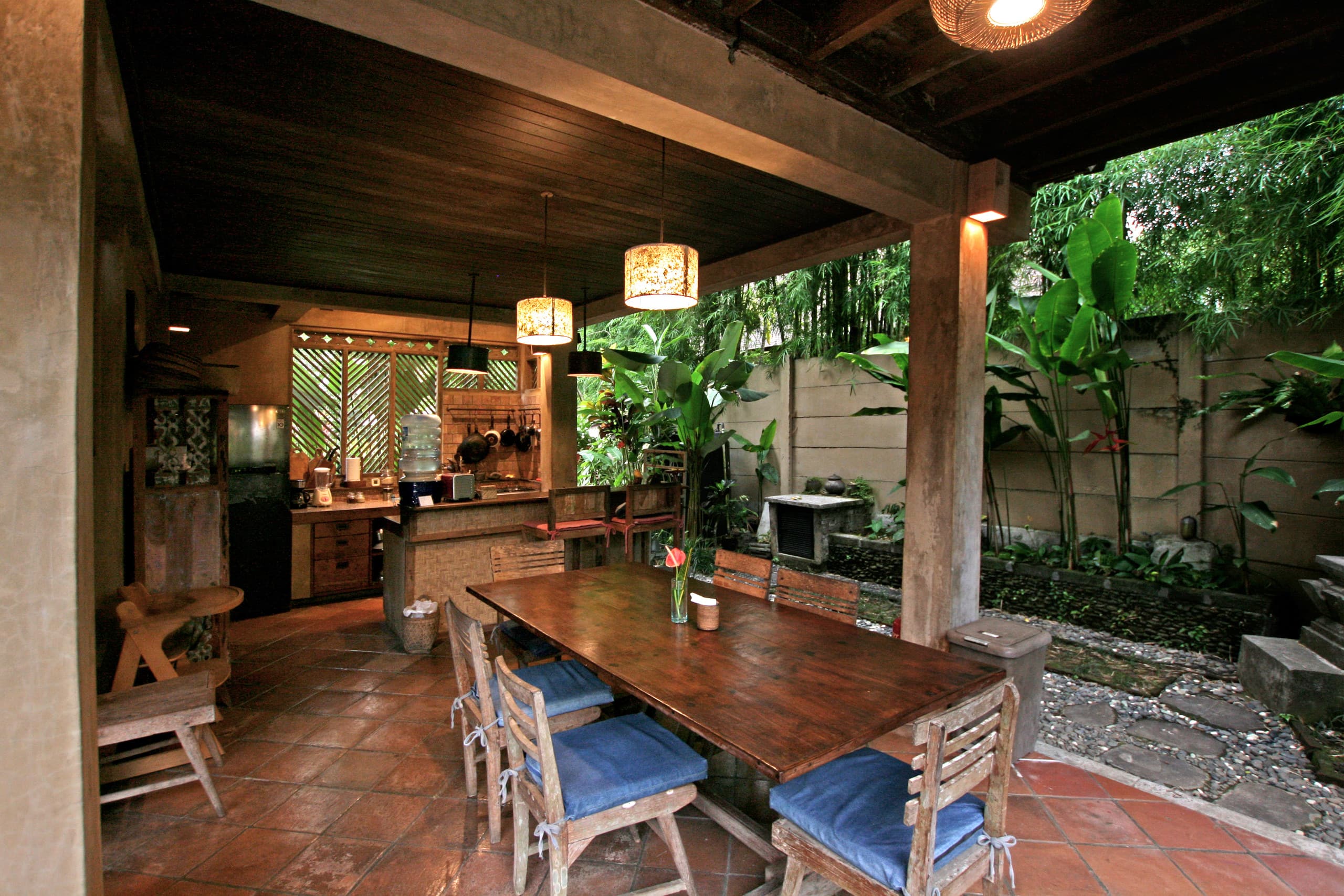 Noka House: Wabi-sabi Artist Eco Villa in Ubud 17