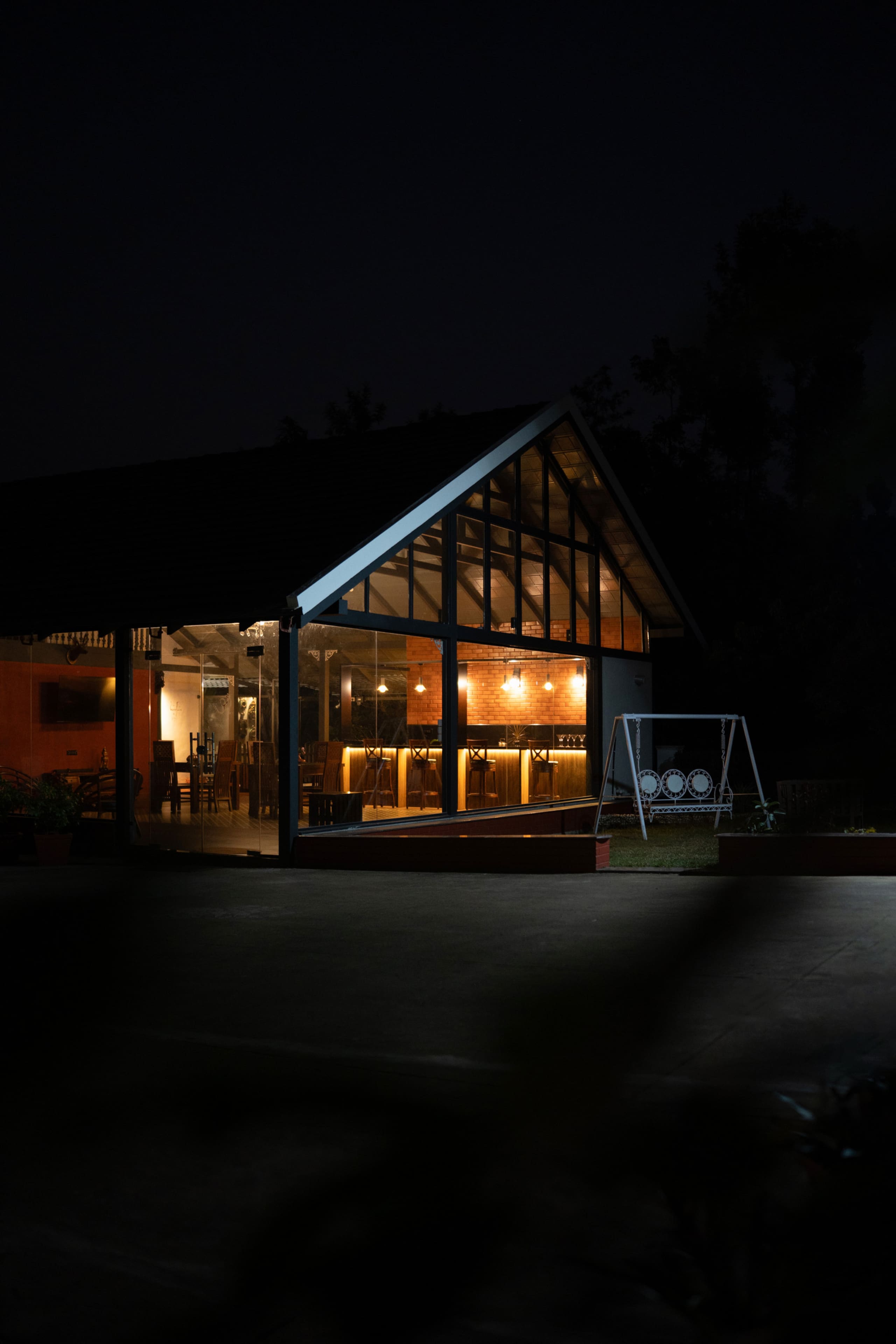 Agalagandi Villa:Entire Private Villa with Jacuzzi