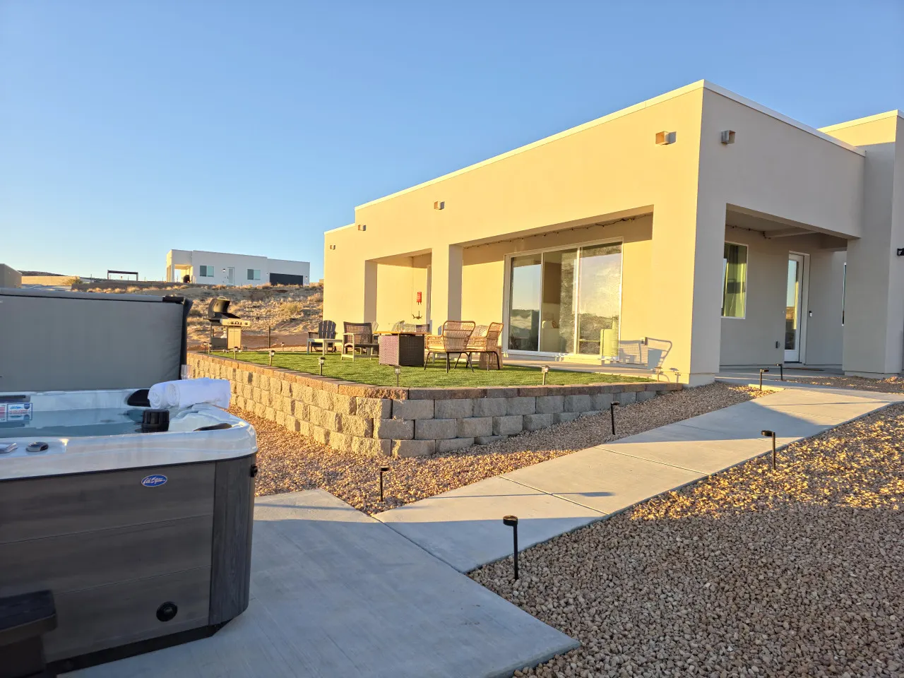 Lake Powell Views, Hot Tub, Game Room, Kayaks 7
