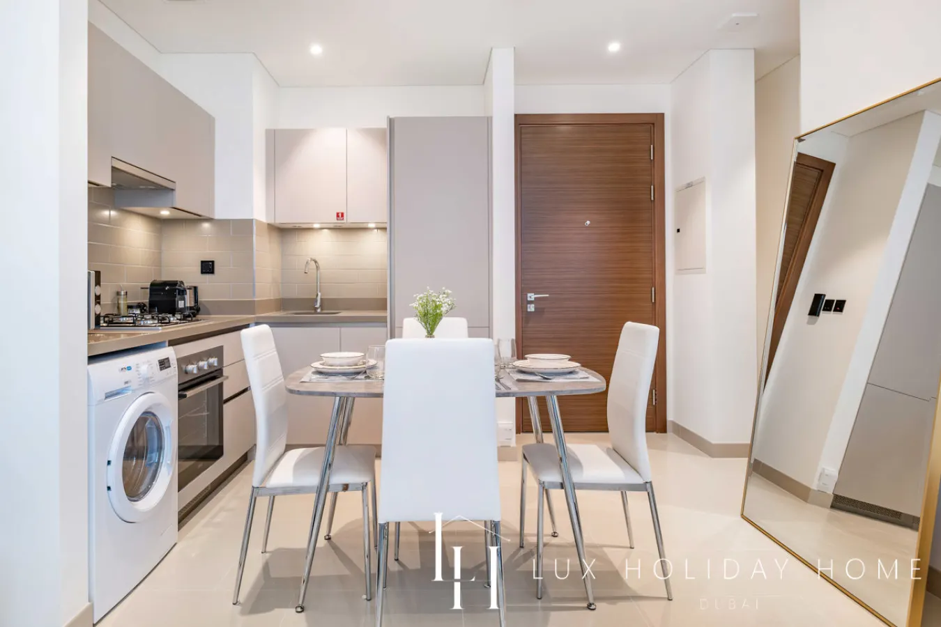 LUX The Executive Sobha Suite 2 5