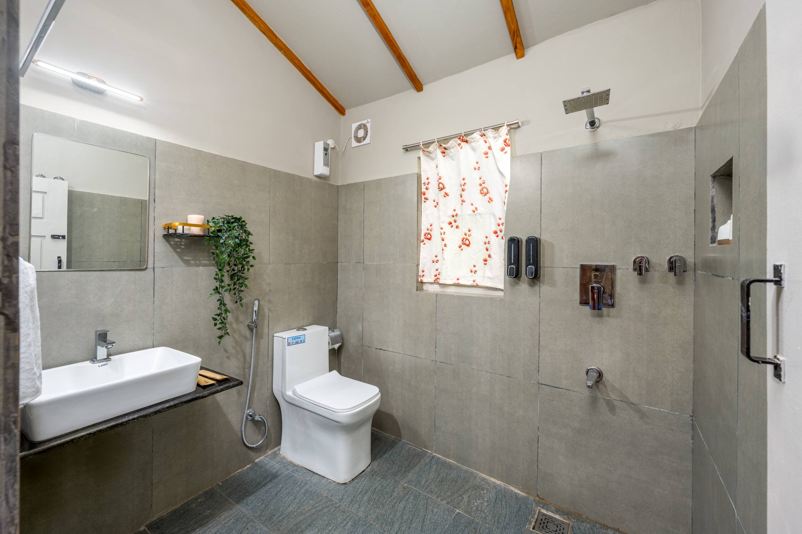 Coffee Cottage by Raho Stream View Estate Escape 13