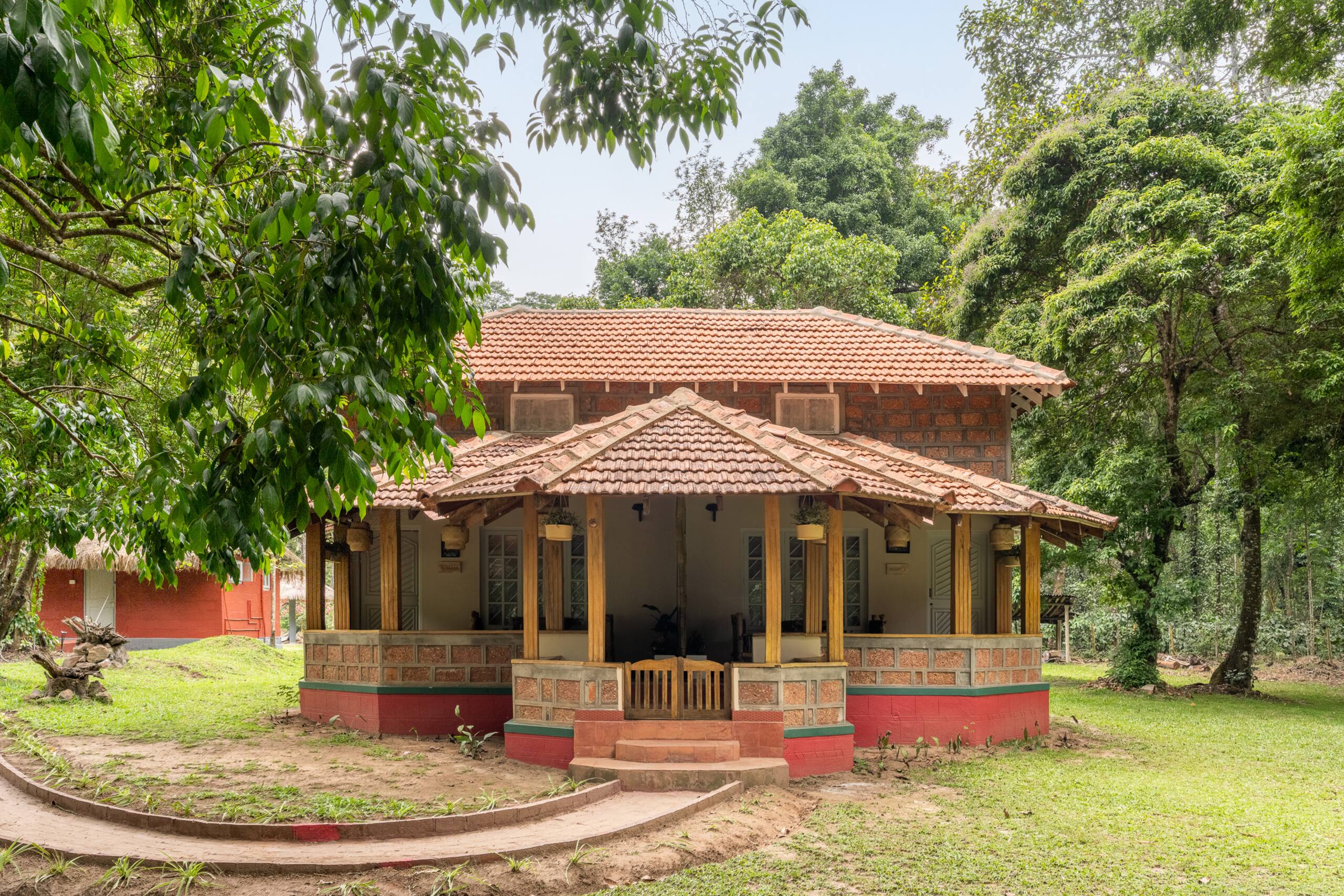Coffee Cottage by Raho Stream View Estate Escape — photo 5