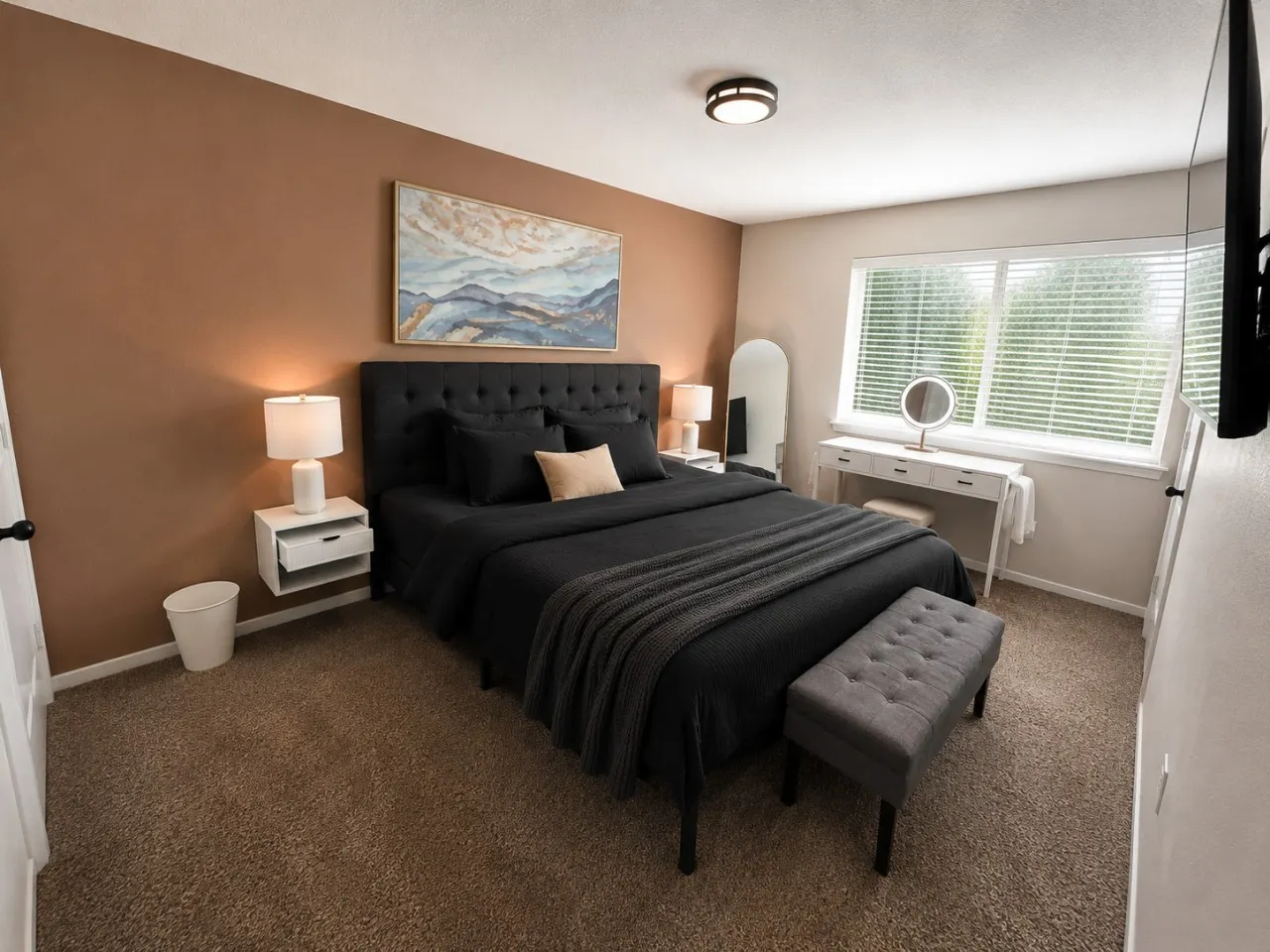 Peaceful 2BR Townhome Near Birmingham — photo 3
