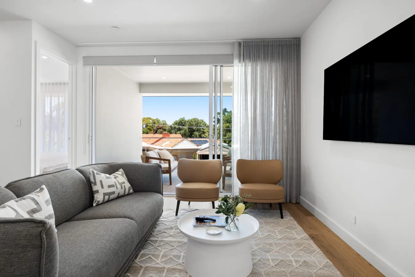 Cove @ Palmstone - 2BR, Parking, Wifi — photo 5