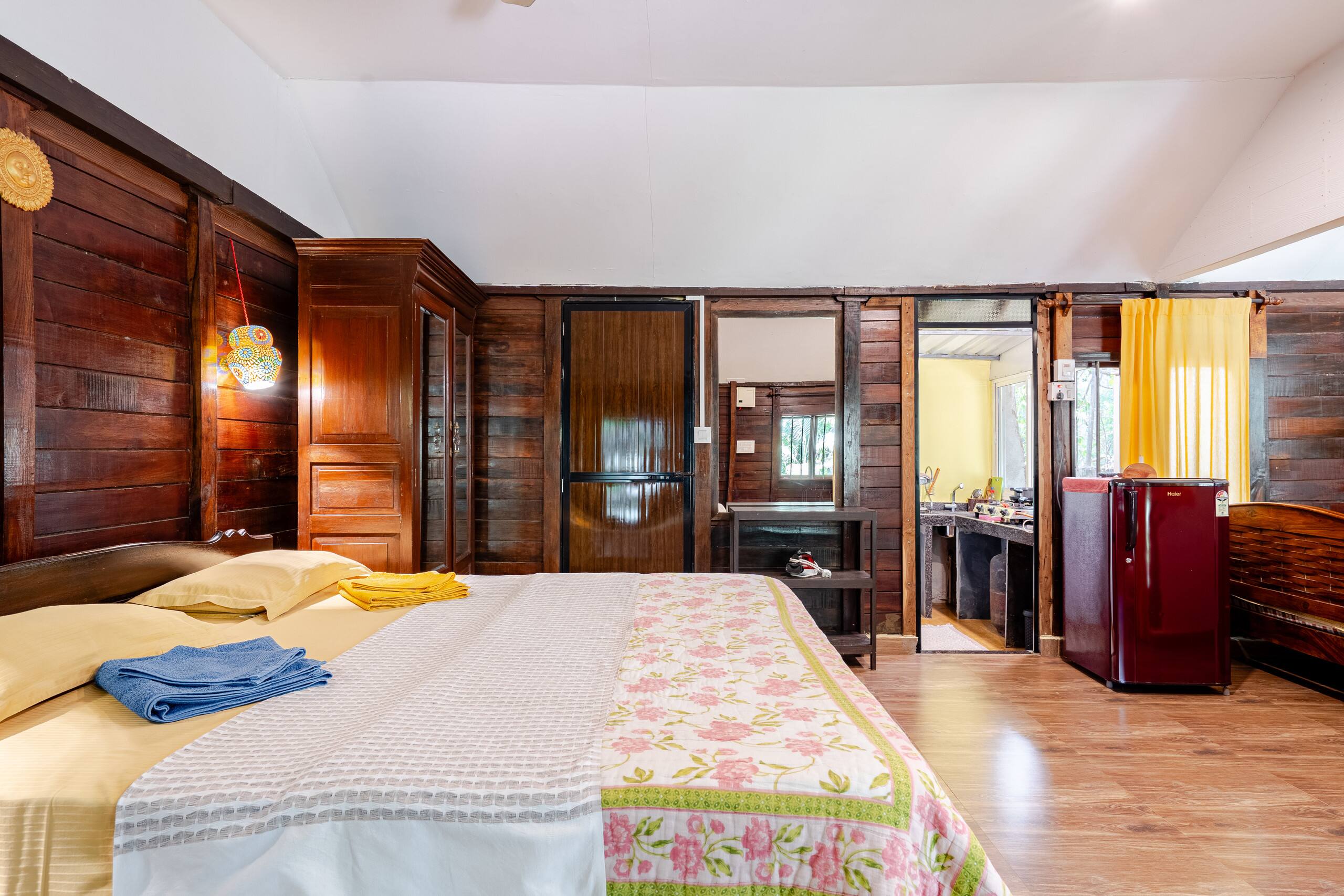 Spacious Wooden Cottage 50 meter from sea 20