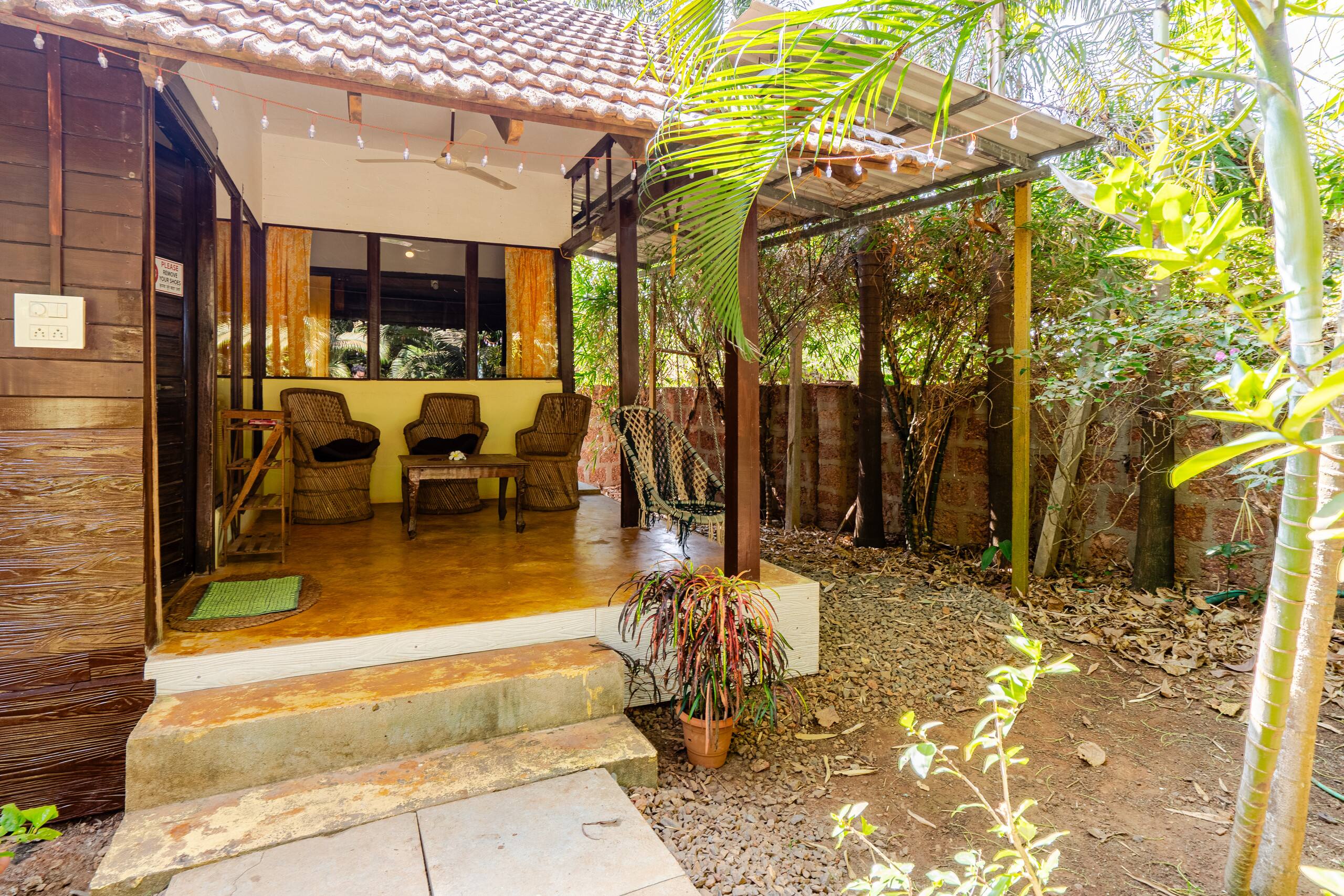 Spacious Wooden Cottage 50 meter from sea 25