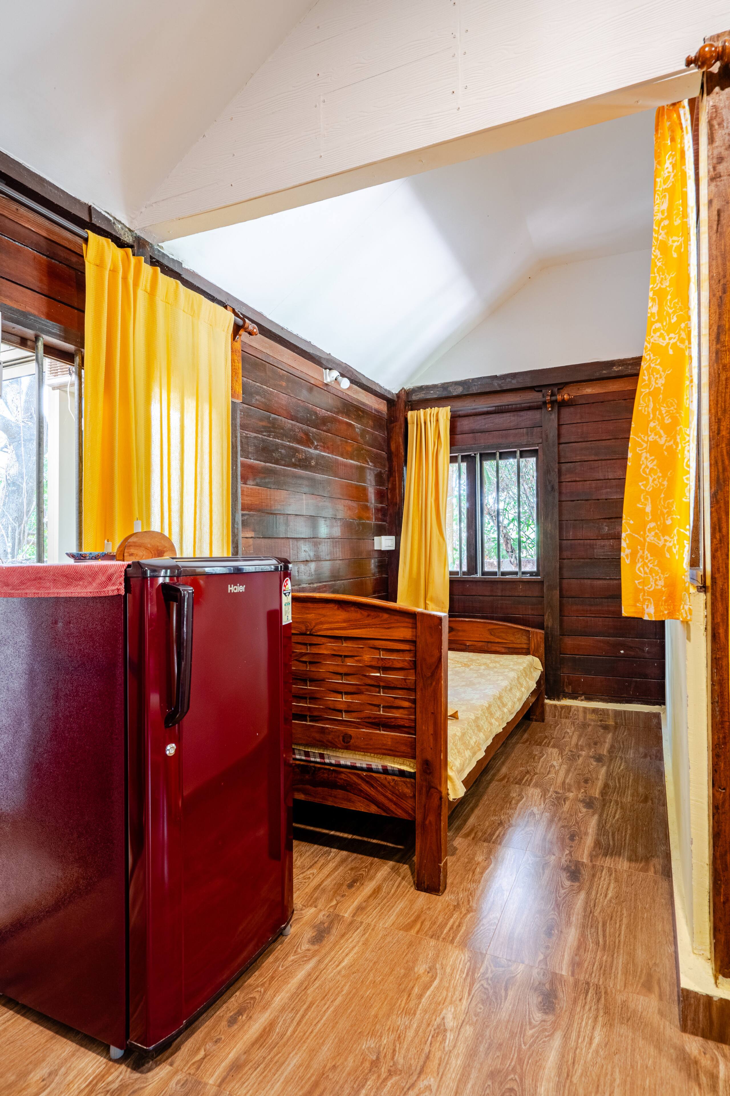 Spacious Wooden Cottage 50 meter from sea 17