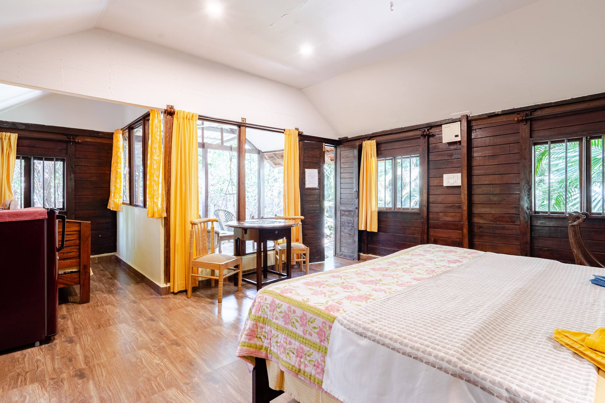 Spacious Wooden Cottage 50 meter from sea 19