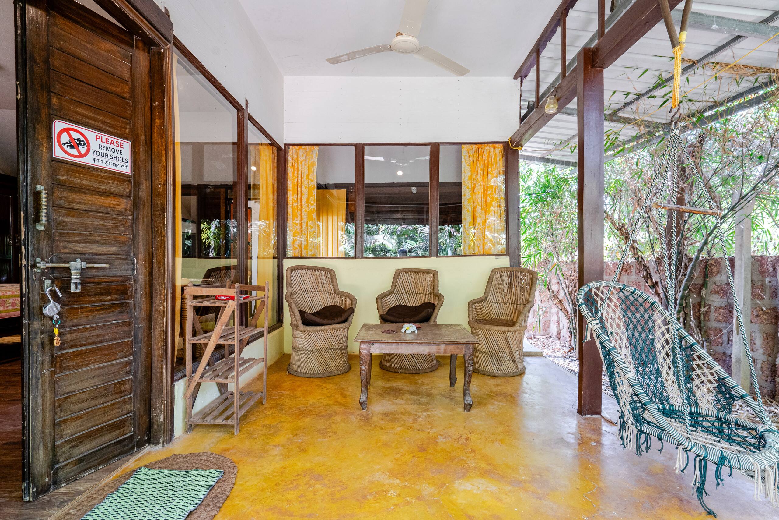 Spacious Wooden Cottage 50 meter from sea 6