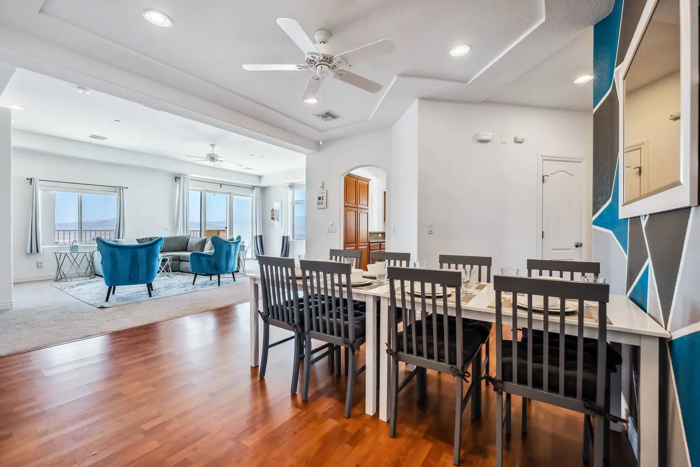 Minutes to Casinos 3 bd Condo Pool Sleeps 8 11