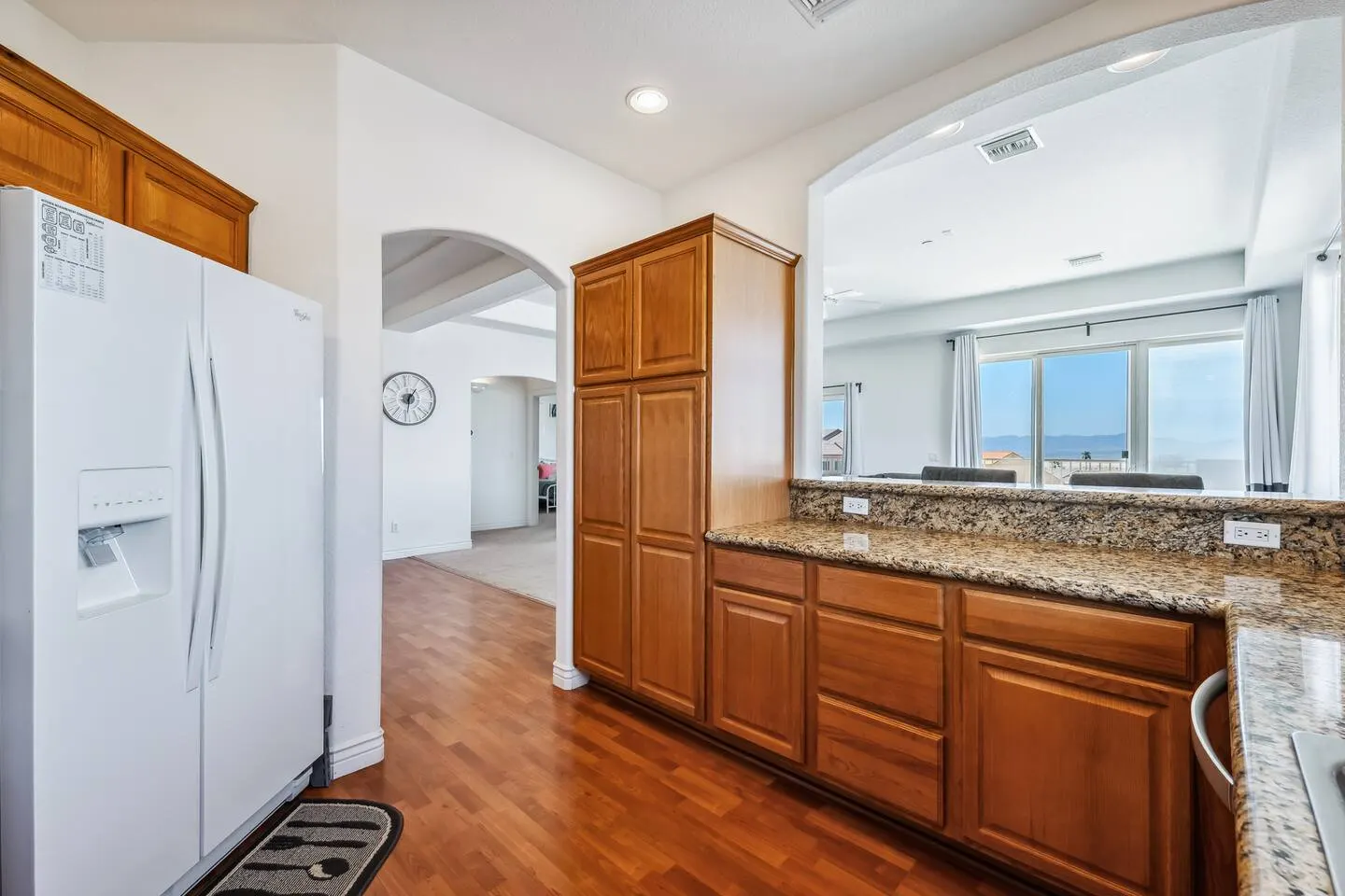 Minutes to Casinos 3 bd Condo Pool Sleeps 8 18