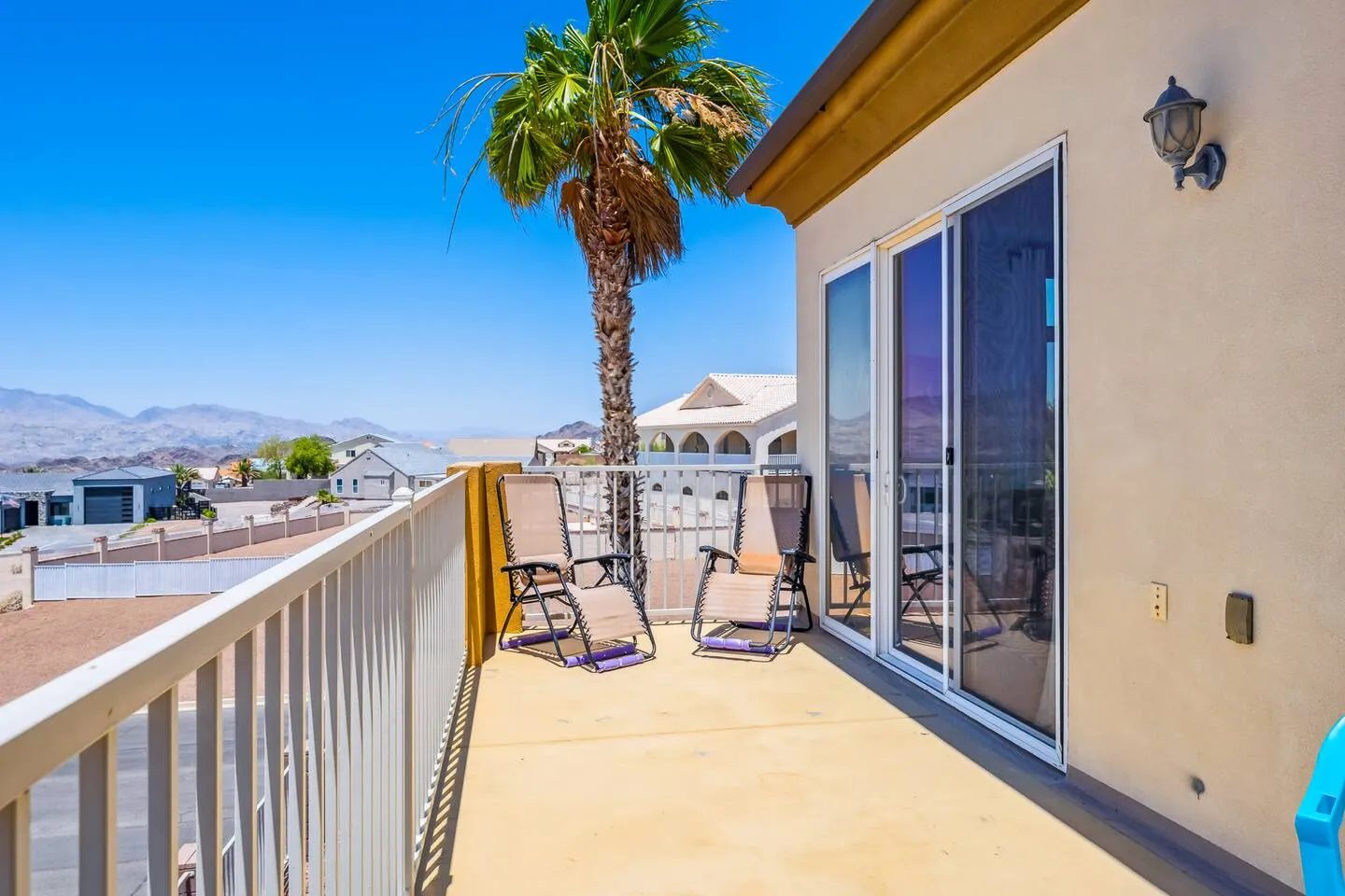 Minutes to Casinos 3 bd Condo Pool Sleeps 8 4
