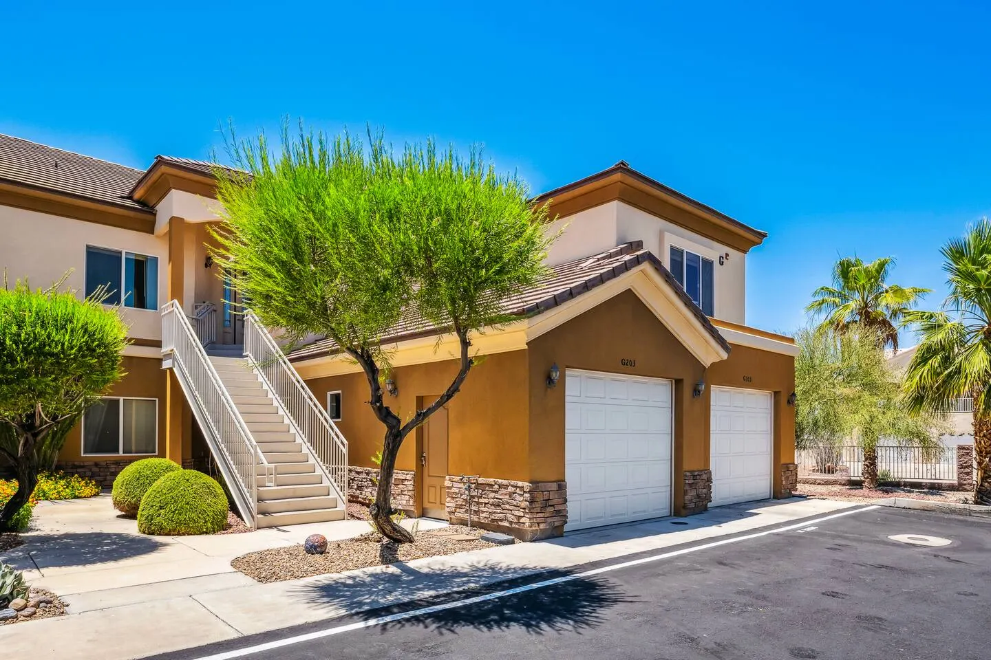 Minutes to Casinos 3 bd Condo Pool Sleeps 8 7