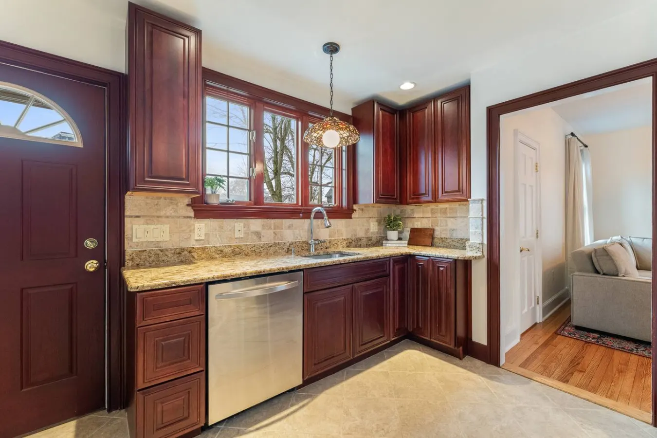Riverfront Escape Near Boston & Transit w/ Parking 17