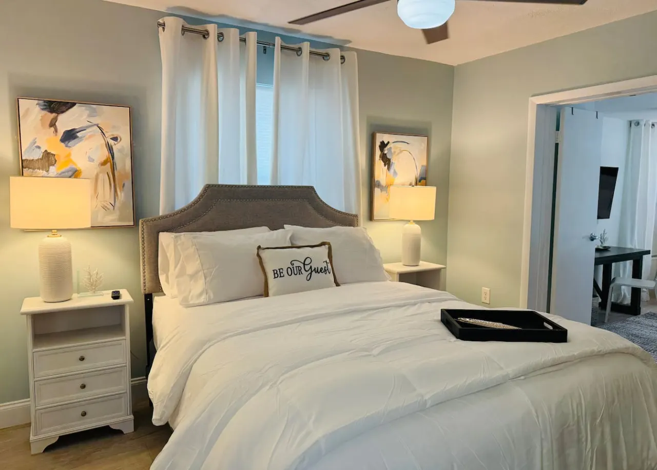 Naples Beach Bungalow 16