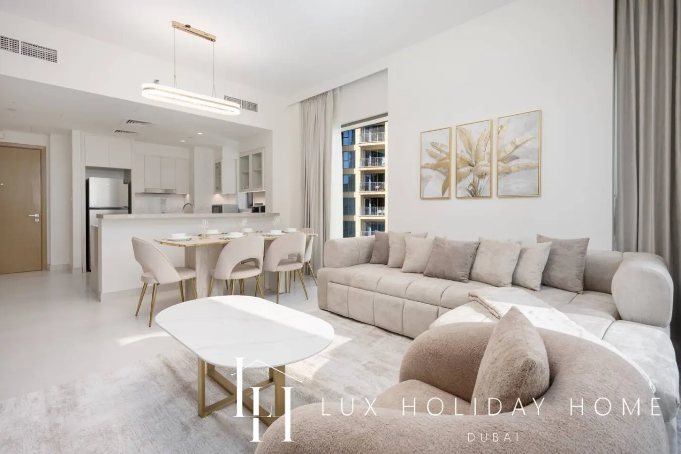 LUX The Creekside Skyline View Suite 9