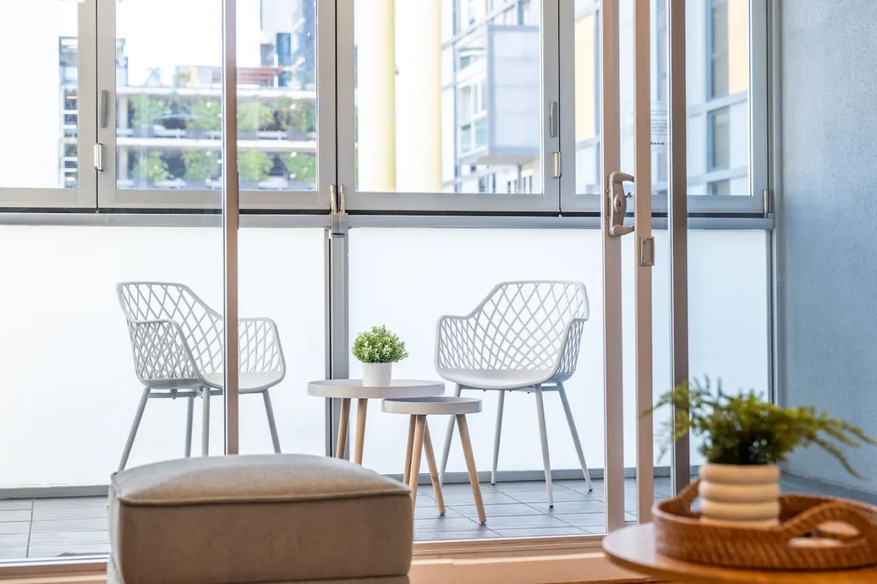 Wattle on Morphett —Central CBD Convenience 9