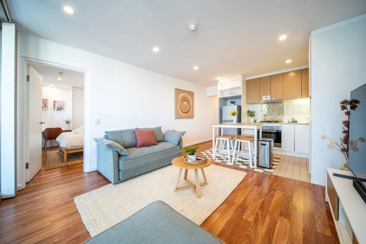 Wattle on Morphett —Central CBD Convenience 11