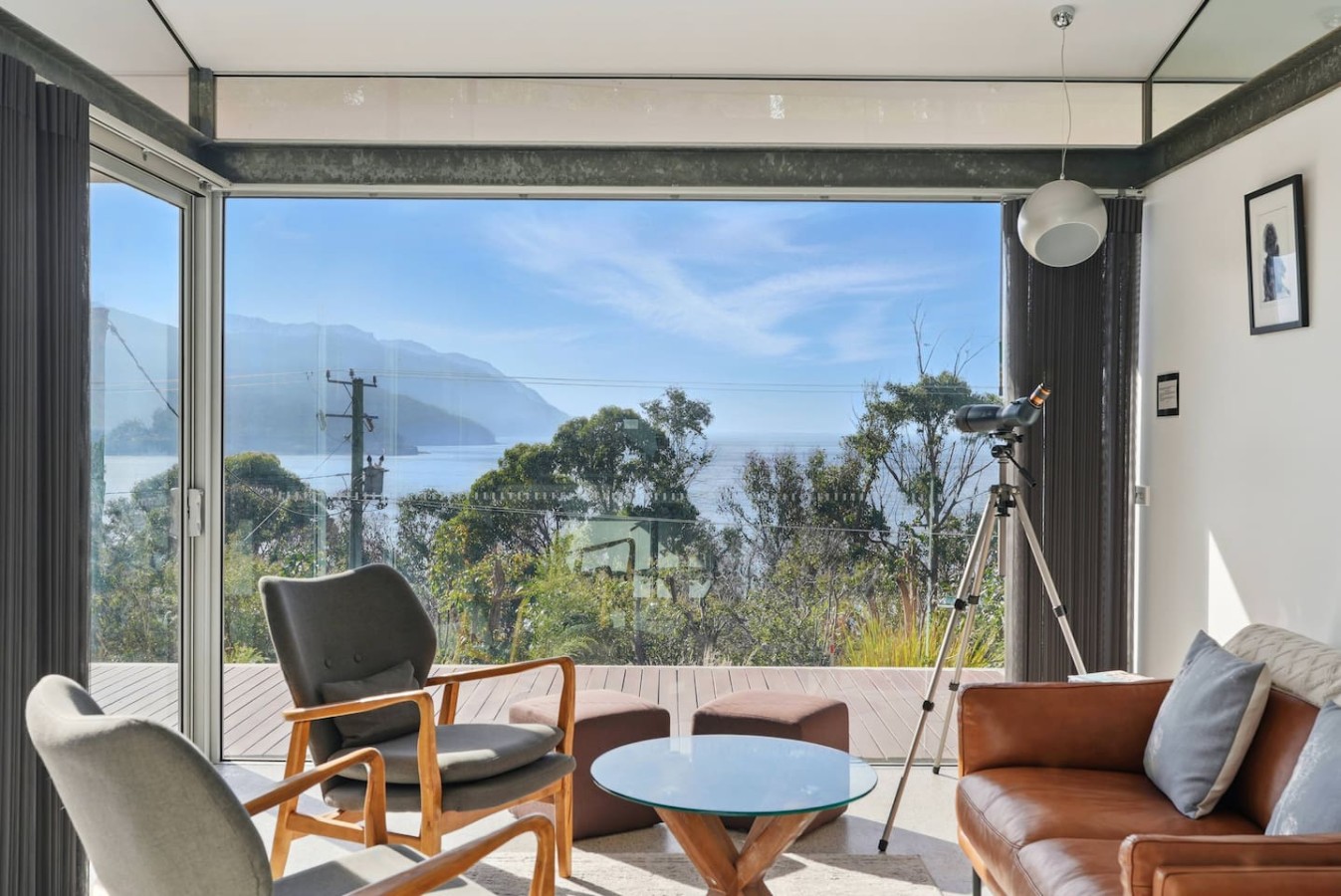 Eaglehawk Pavilions – Oceanview Coastal Retreat