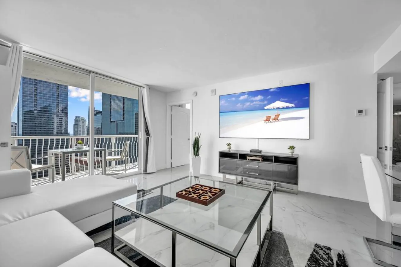 Luxurious 34th floor Ocean view Private Unit 4