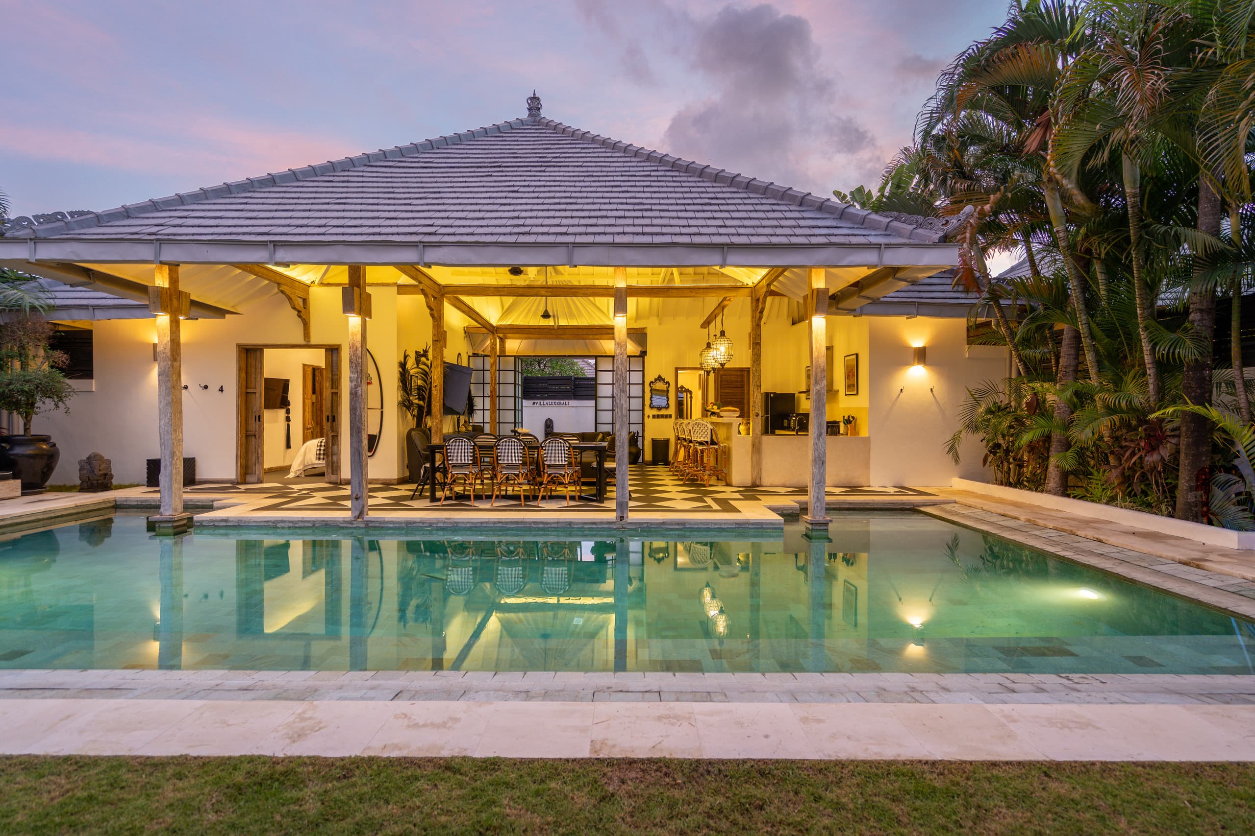 Seminyak Luxury 4BR - Family-Friendly Social Pool! 8