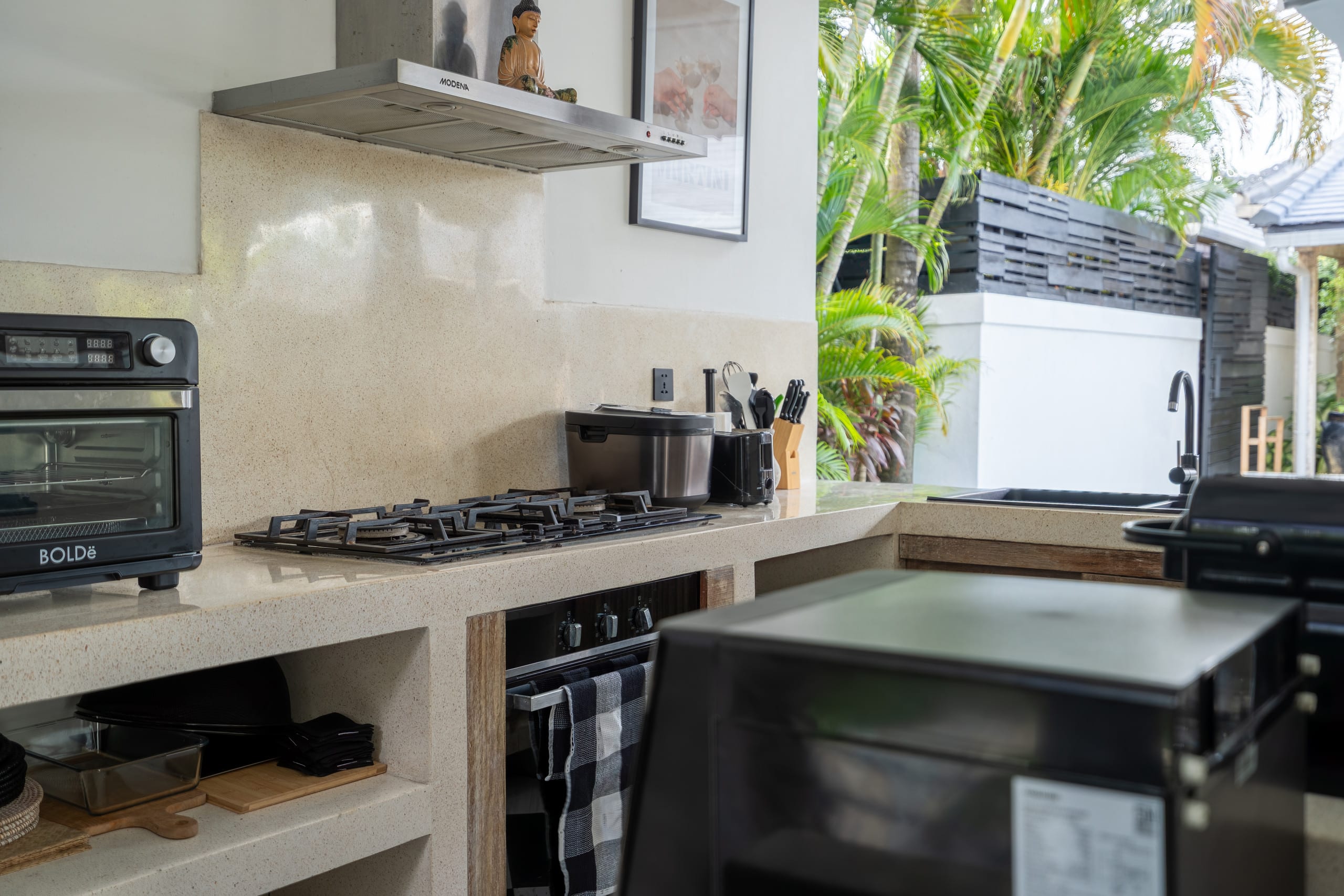 Seminyak Luxury 4BR - Family-Friendly Social Pool! 24