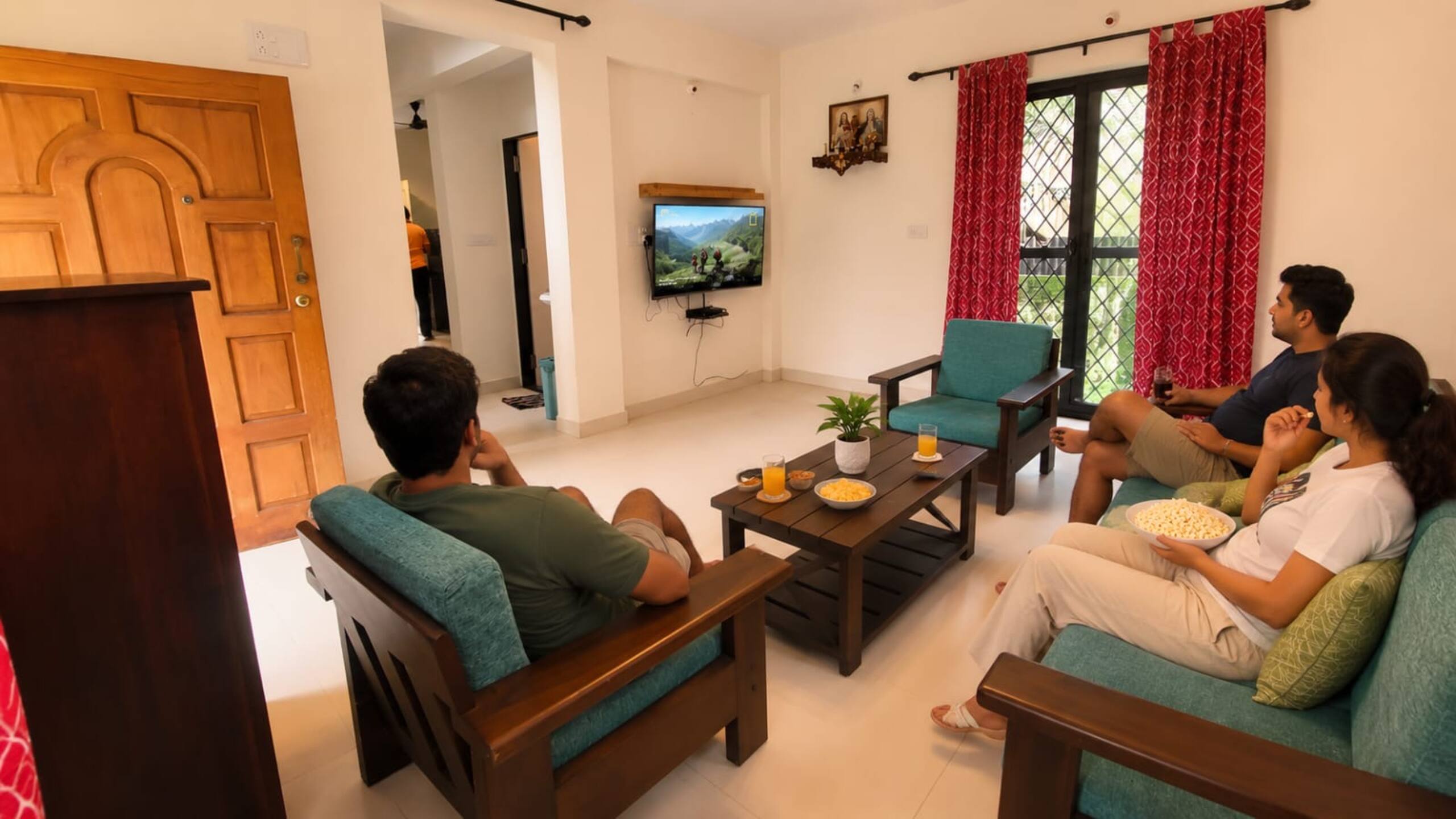The Village Lane Hideaway | 3BHK | Mobor Beach| 6