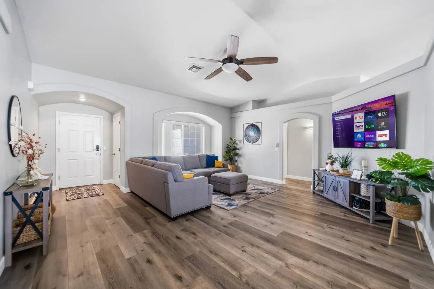 Downtown Palms | Pool | 3bd | BBQ | Sleeps 9 — photo 5