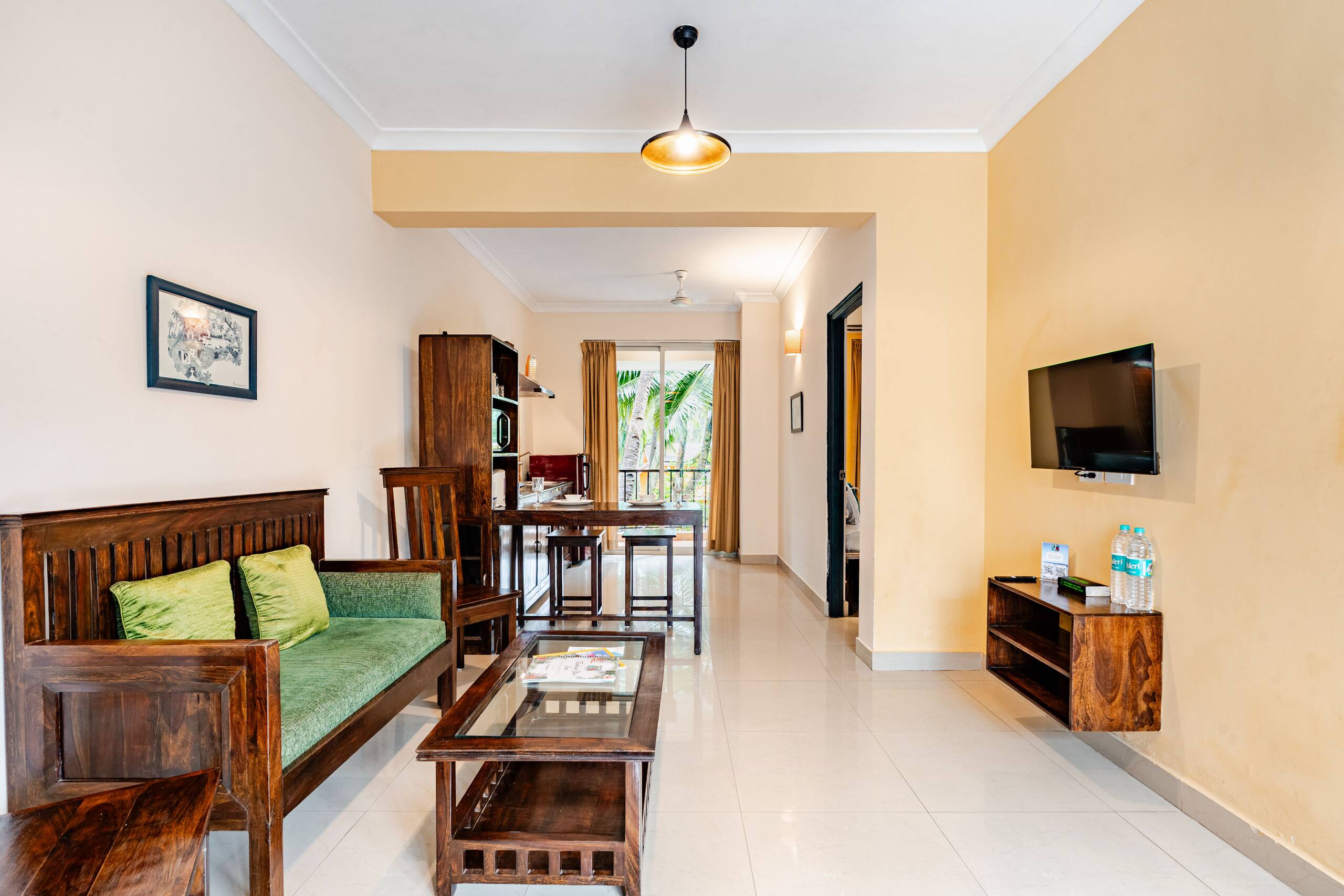 Treehouse Blue 1 bhk-/1, Pool, WiFi & Breakfast 7