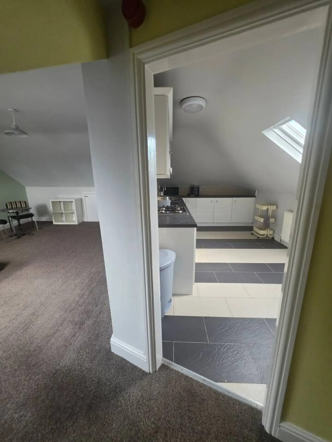 Hullidays City Centre Duplex Style Urban Apt 4 9