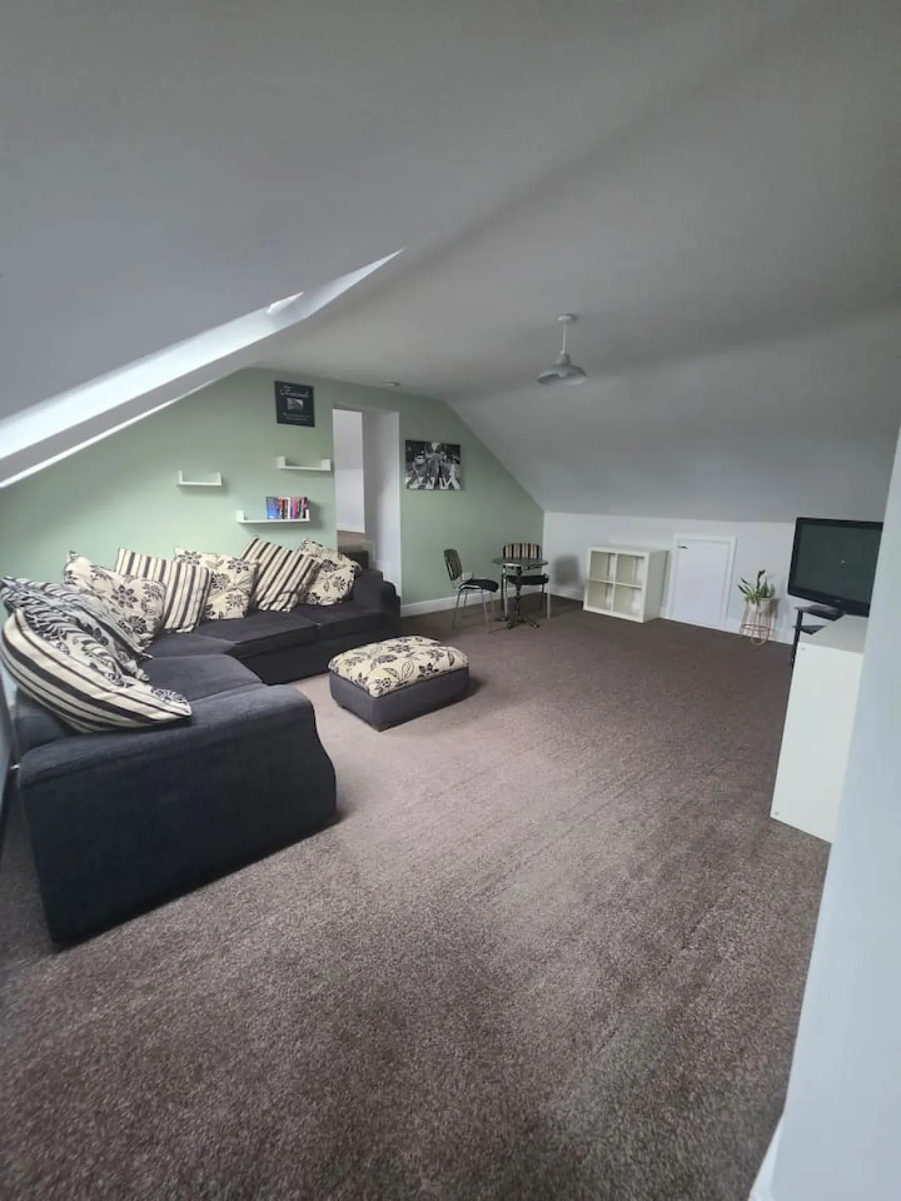 Hullidays City Centre Duplex Style Urban Apt 4 10